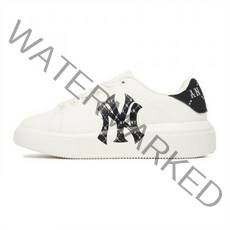 [국내 매장판] MLB [에스파 윈터 착용] 청키 클래식 힐 다이아 모노그램 CHUNKY CLASSIC HEEL DIA MONOGRAM NY Black 295847